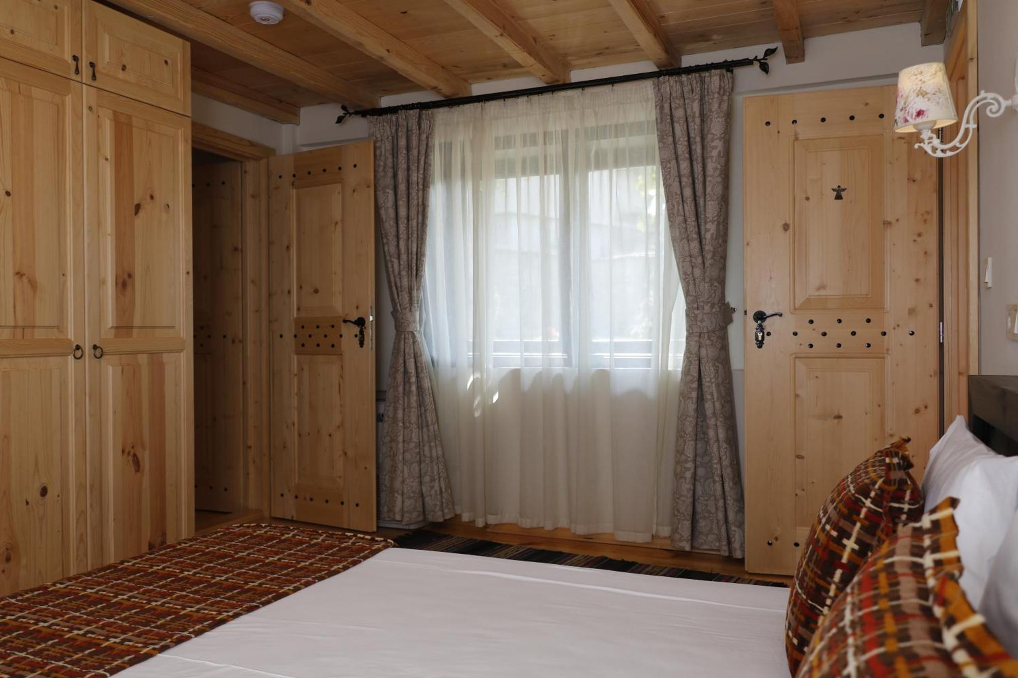 Guest House Epochs Since 1871 Lyaskovets 객실 사진