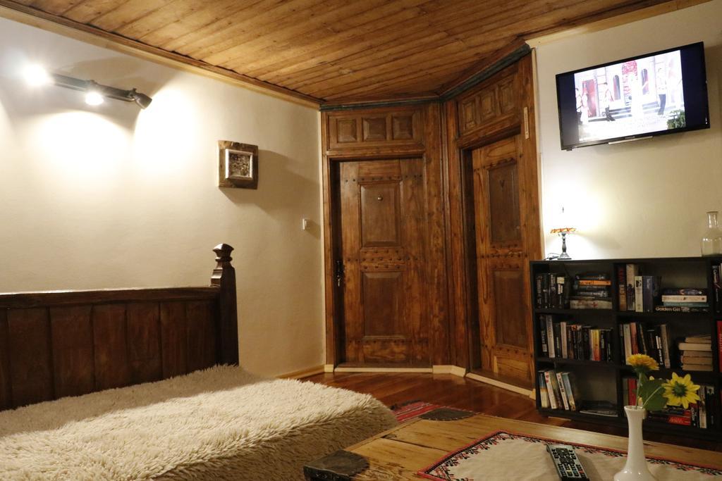 Guest House Epochs Since 1871 Lyaskovets 외부 사진