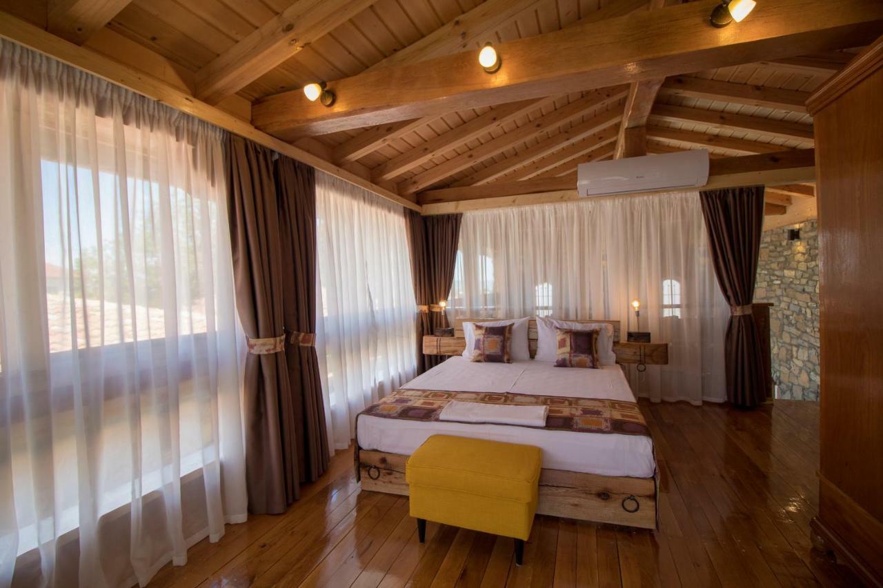 Guest House Epochs Since 1871 Lyaskovets 외부 사진